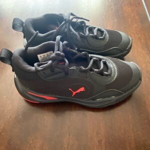 Puma Kids Sneakers in Black with Red Accents